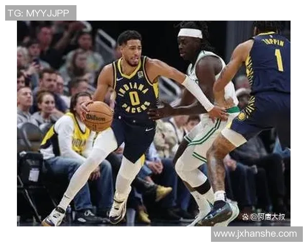 爵士与凯尔特人激战常规赛球迷期待精彩对决与精彩表现