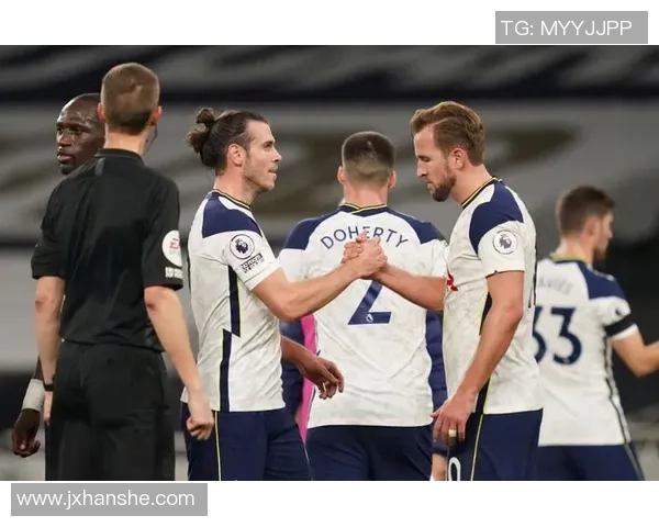 托特纳姆热刺与切尔西激战正酣比赛结果引发球迷热议